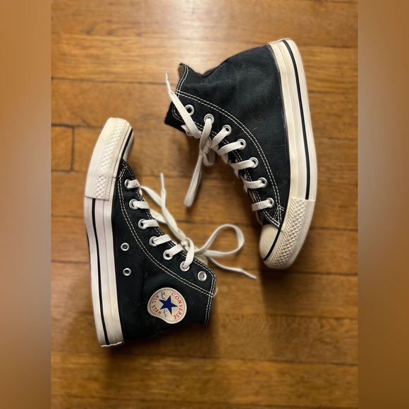 Converse Shoes - Converse Black and White High Top Sneakers